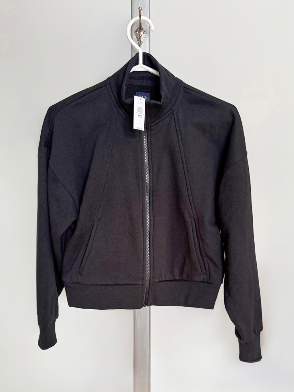 GAP BOMBER JACKET NWT